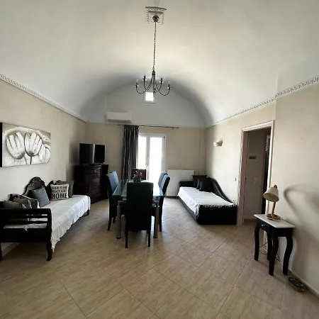 Veldi Art - Kamari Appartement *