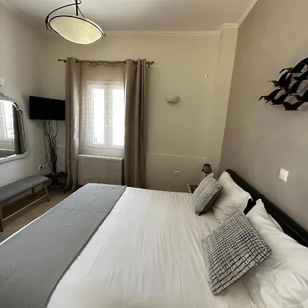 Veldi Art - Kamari Appartement Firá
