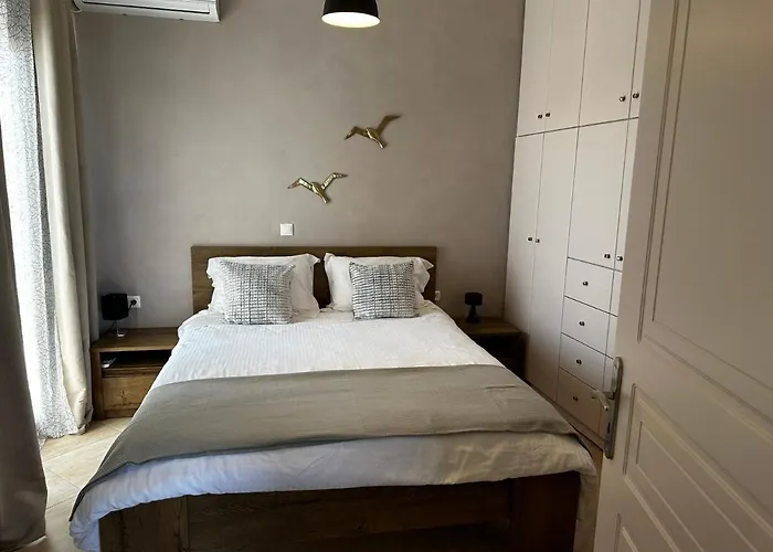 Veldi Art - Kamari * Fira (Santorini)