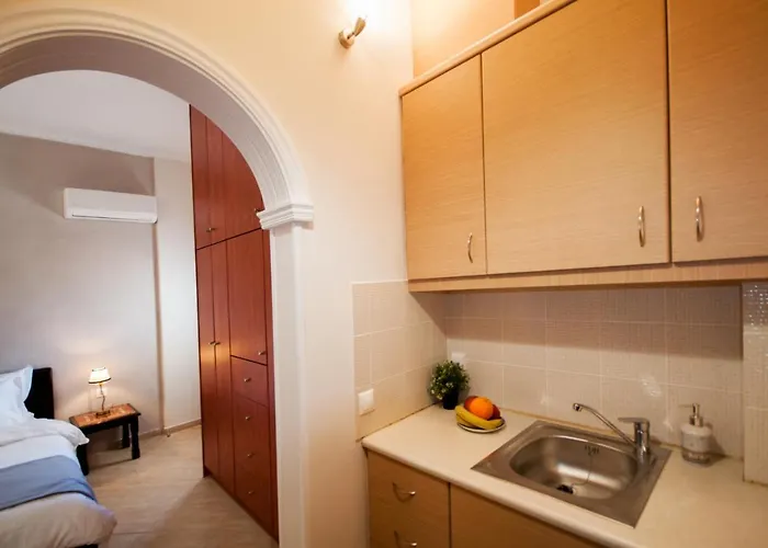 Veldi Art - Kamari Fira (Santorini)