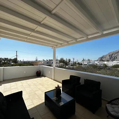 Veldi Art - Kamari Appartement *